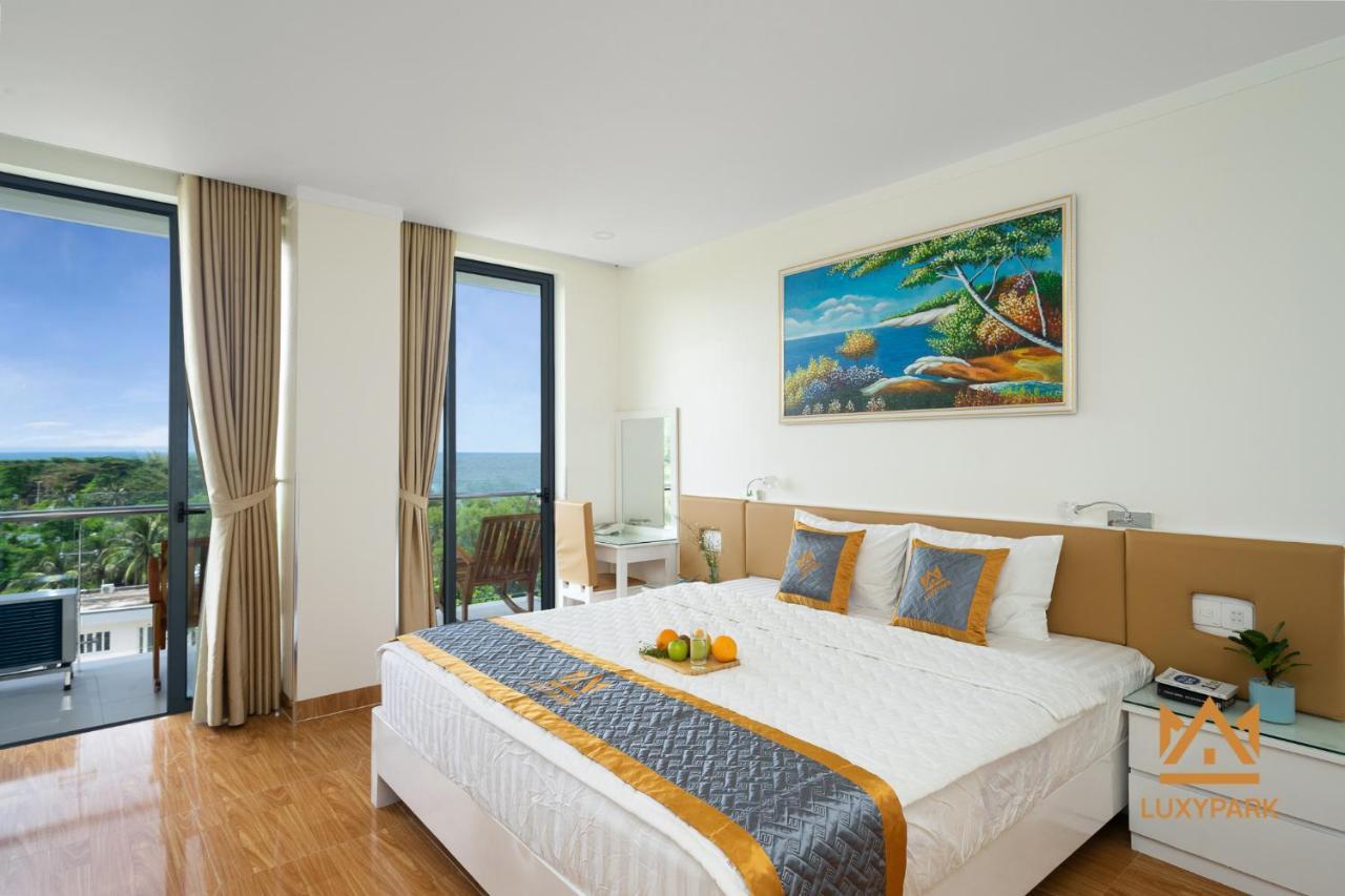 Luxy Park Hotel Phu Quoc Romantic Sunset Exteriör bild